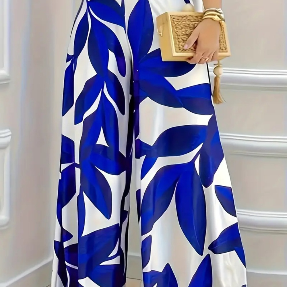 Blue and White Leaf Print Wide-Leg Pants - Picture 6 of 6